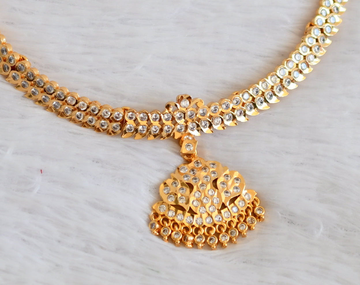Gold tone ad white south indian style mango necklace dj-50469