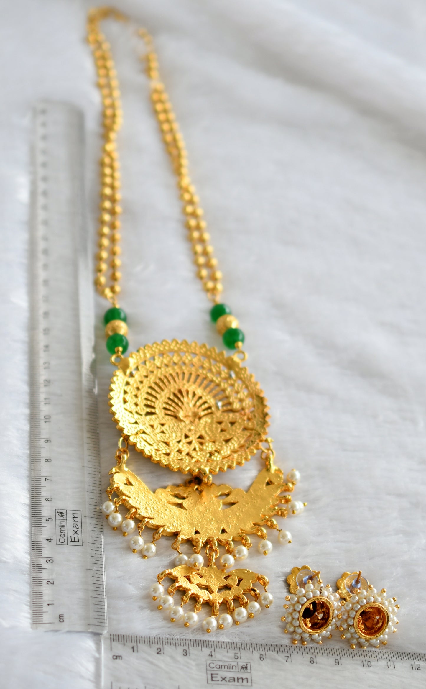 Gold tone handmade green temple peacock pendant long necklace set dj-23317