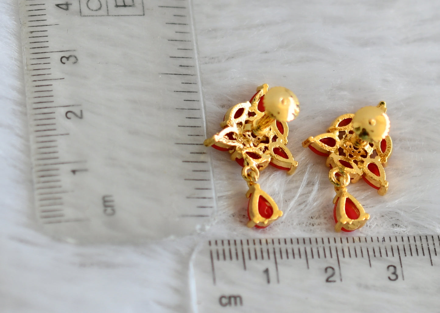 Gold tone coral stone flower earrings dj-48554