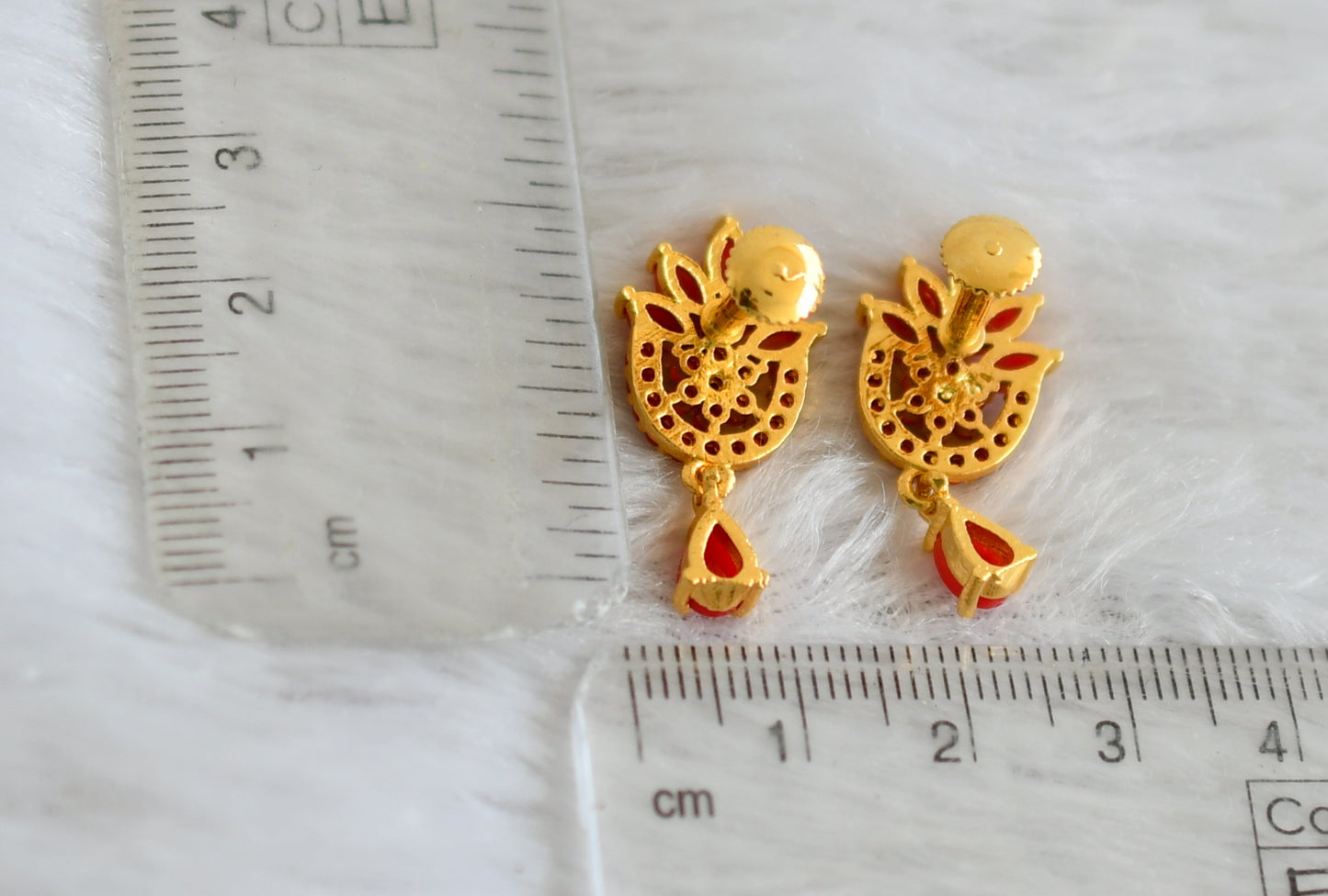 Gold tone coral flower earrings dj-48572