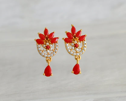 Gold tone coral-pearl flower earrings dj-48574