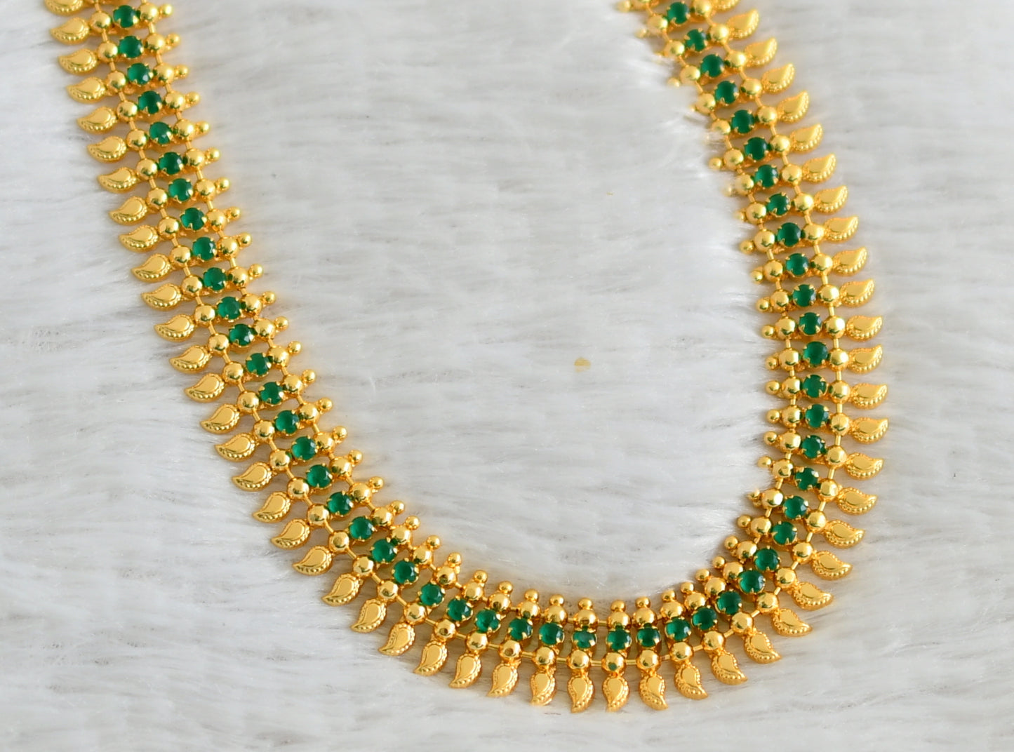 Gold tone emerald stone mango haar dj-48584