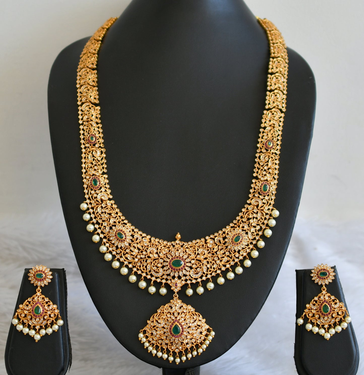 Matte Finish Cz Ruby-green Mango Haar Set DJ30645