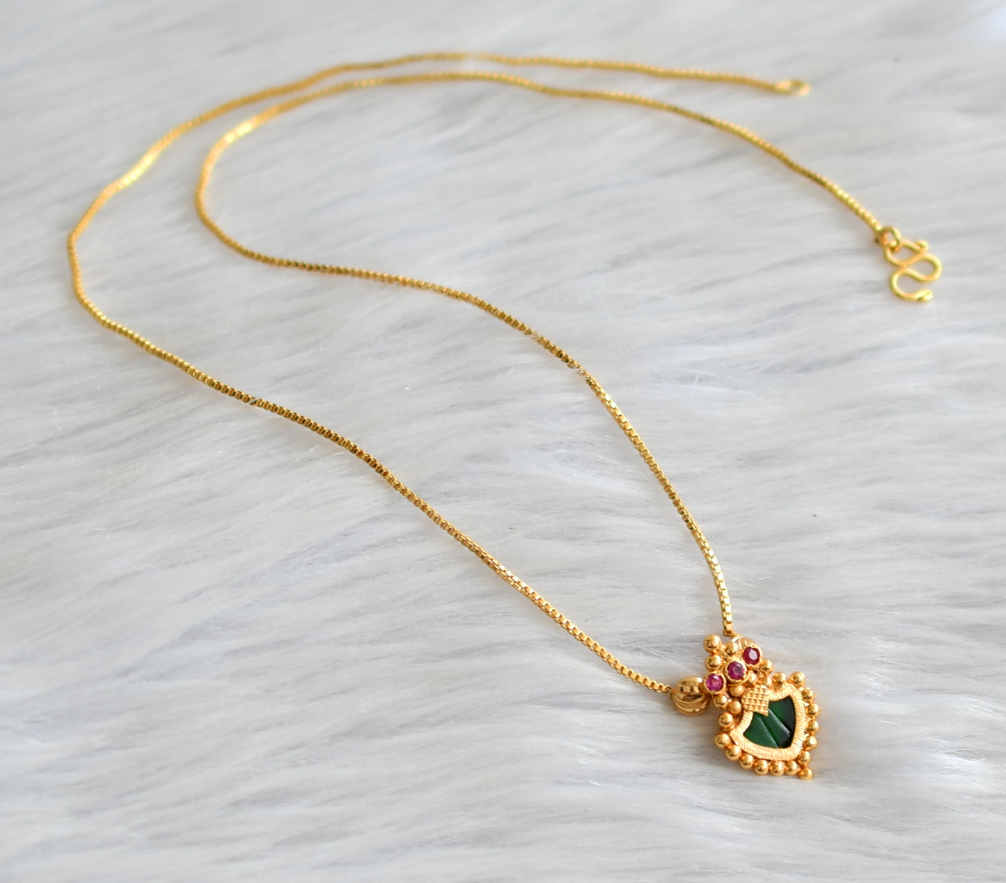 Gold tone pink-green palakka necklace dj-43560