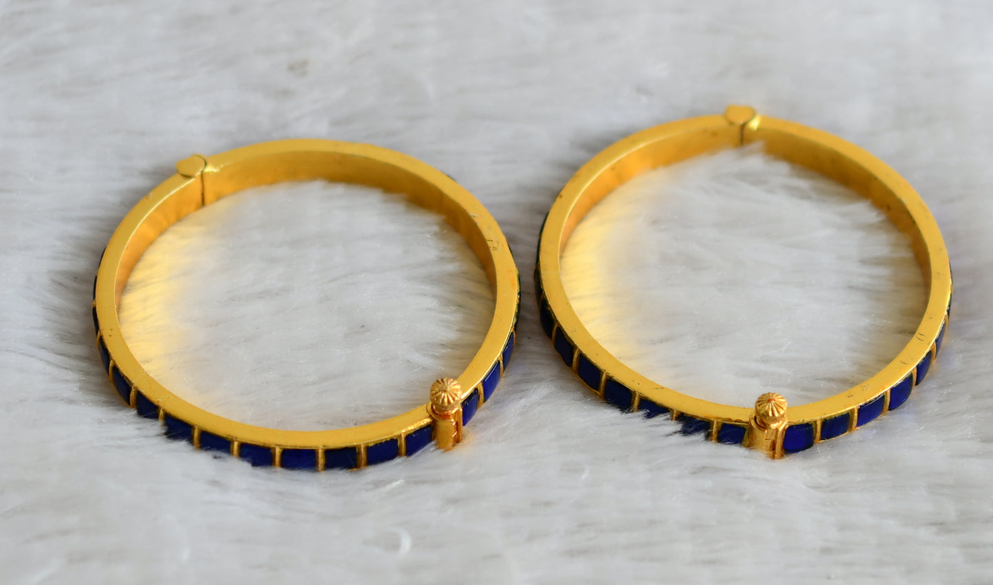 Gold tone blue kundan jadau screw type bangles(2.6) dj-48639