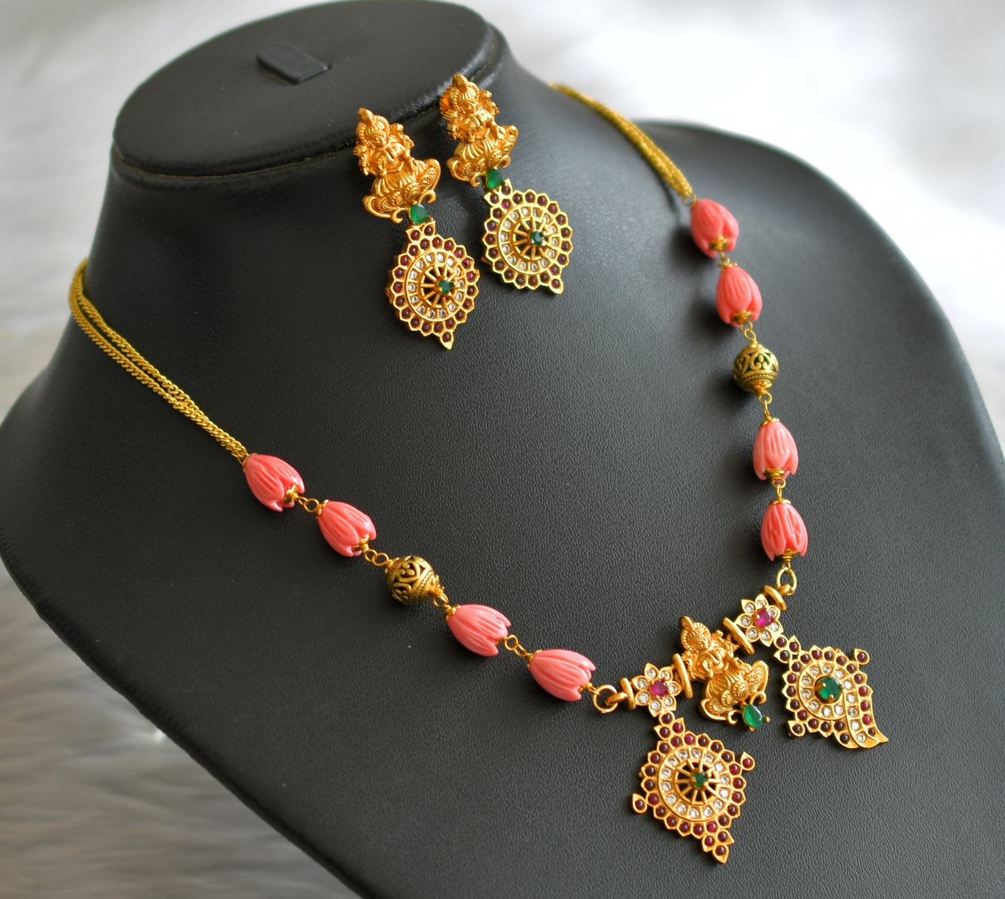 Matte finish ruby-green-white stone shanku- chakra lakshmi tulip beaded necklace set dj-43547