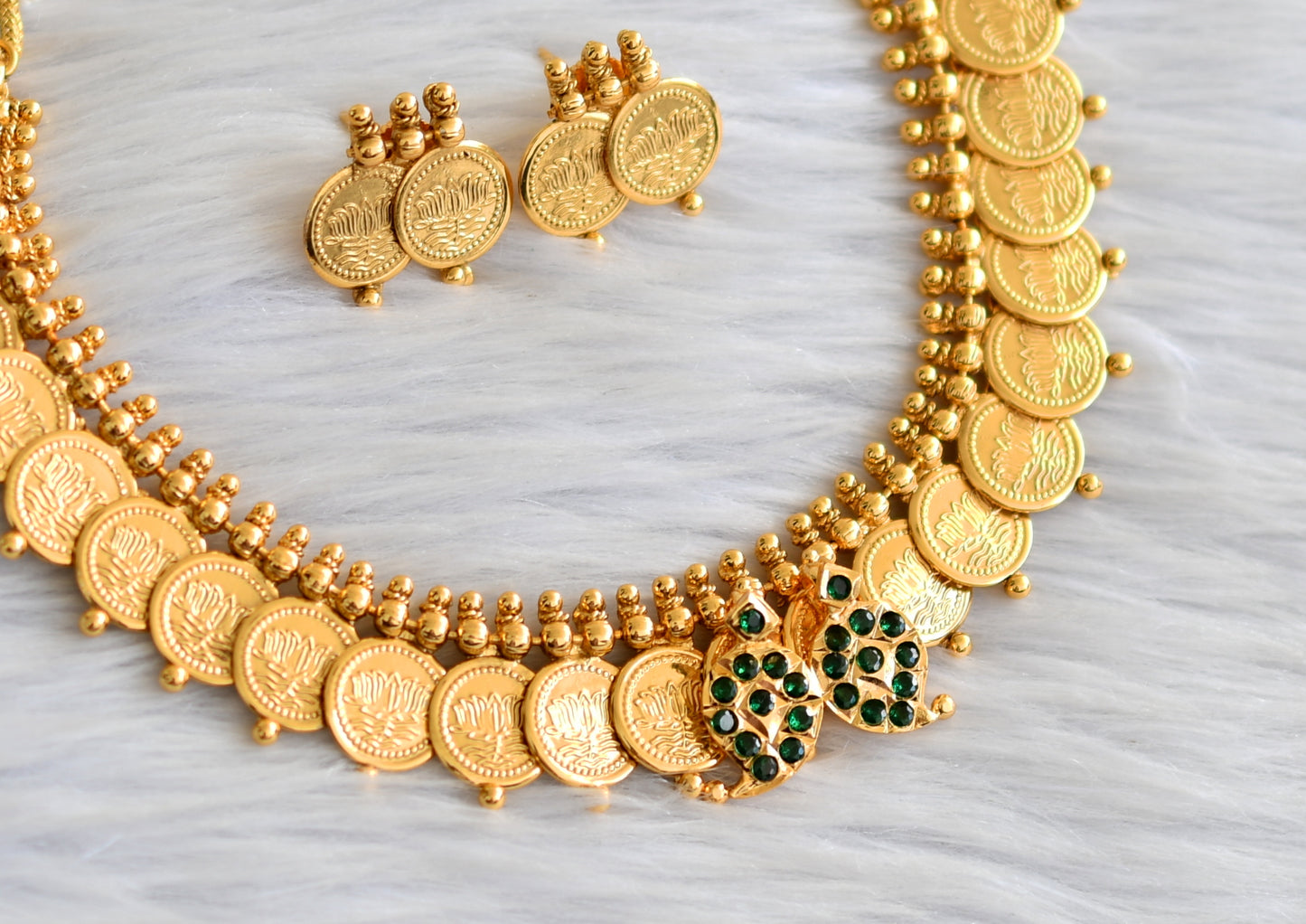 Gold tone green stone mango lotus coin necklace set dj-43557