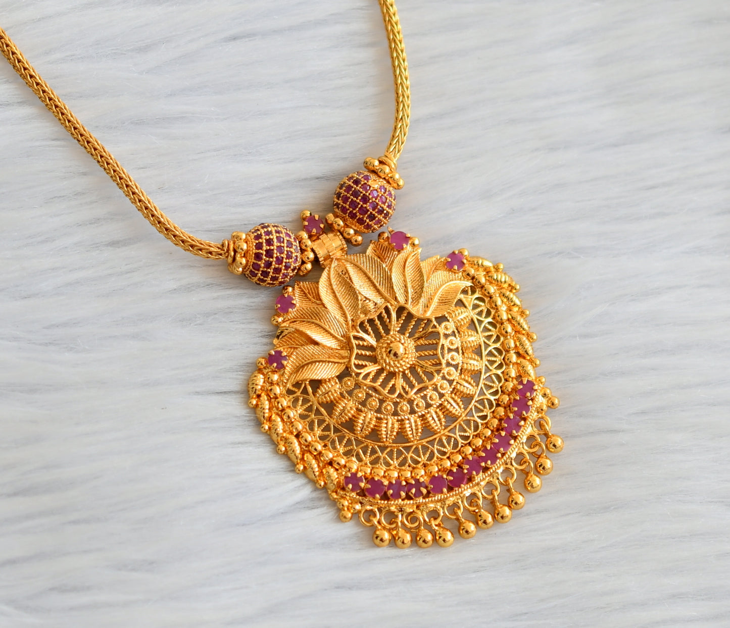 Gold tone ruby ball flower kerala style kodi necklace dj-45219