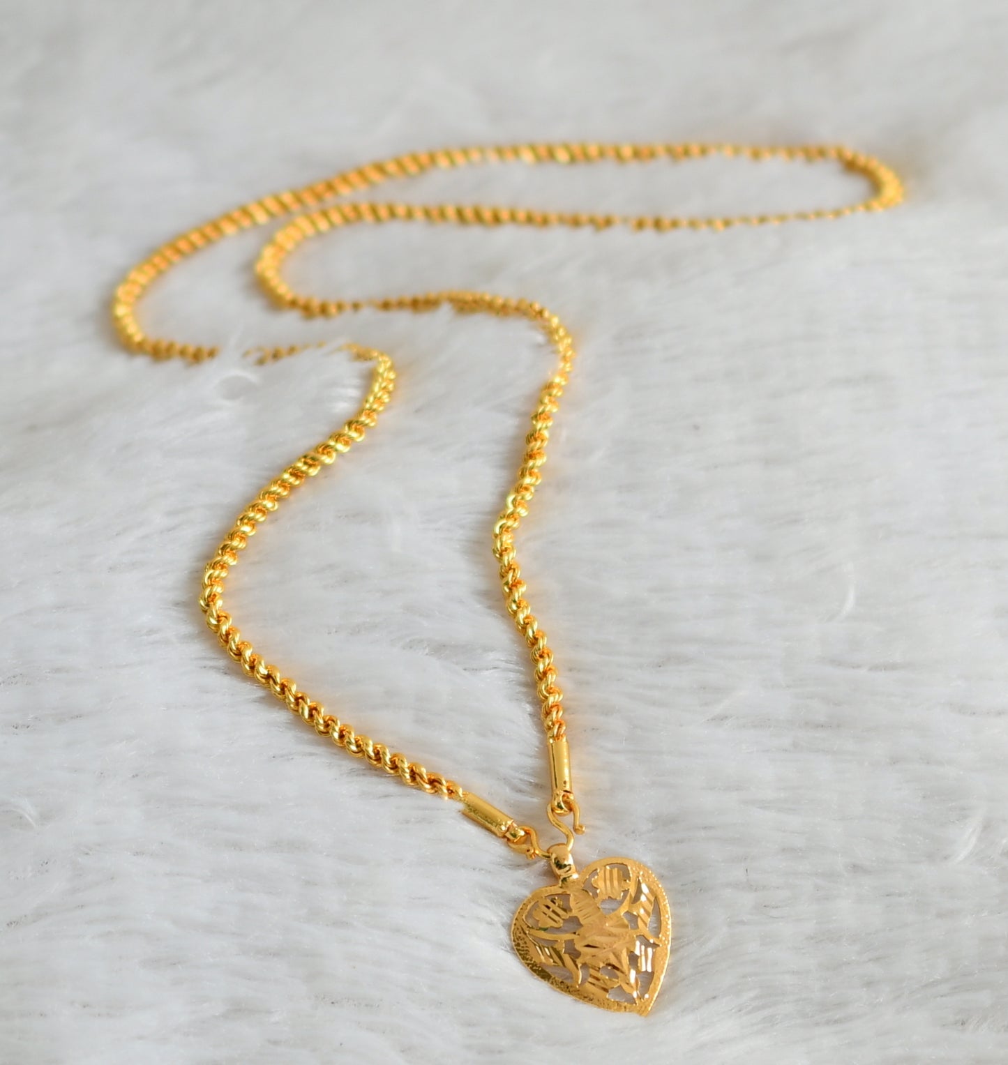 Gold tone Shiva Heart Pendant with 24 inches rope chain dj-42527