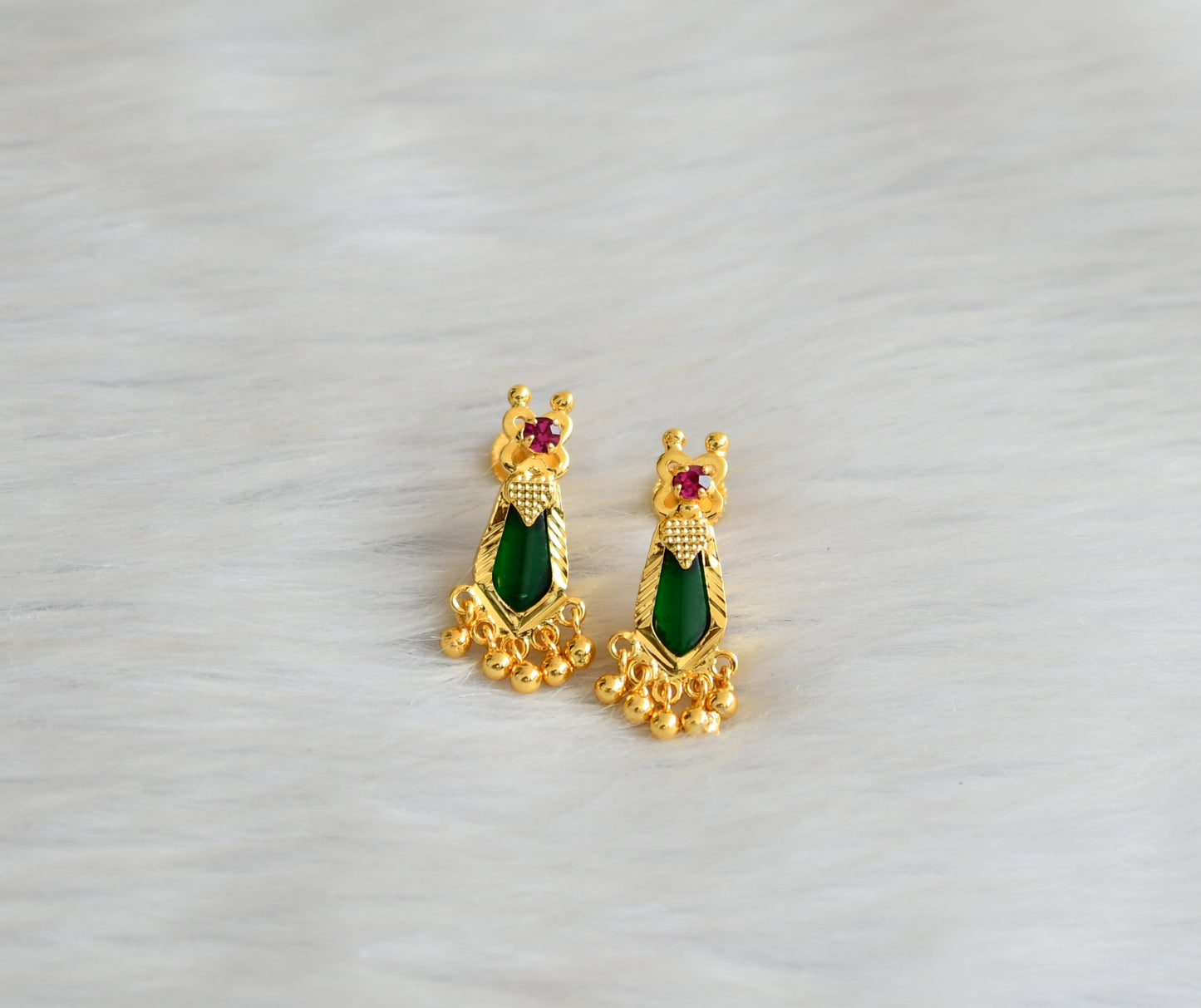 Gold tone pink stone green Lakshmi Kerala style pendant with chain and earrings dj-42330