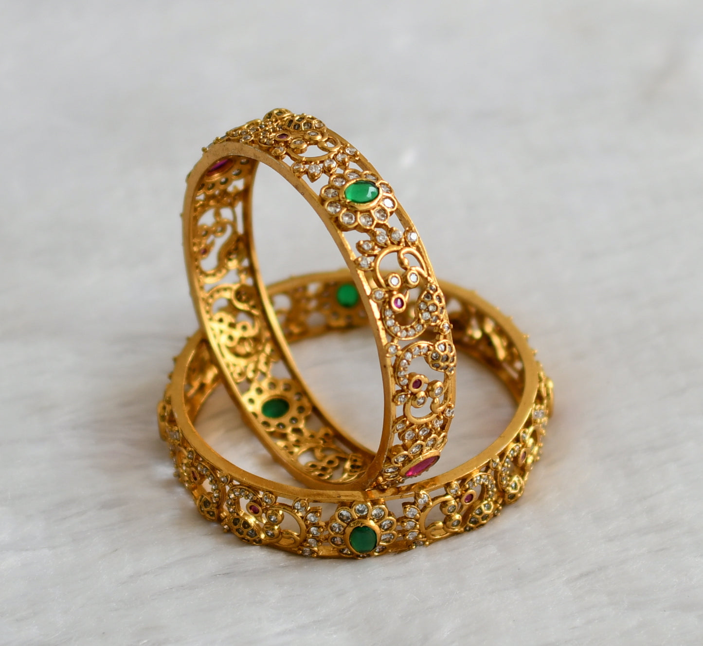 Antique gold tone cz kemp-green-white peacock flower bangles(2.4) dj-46915