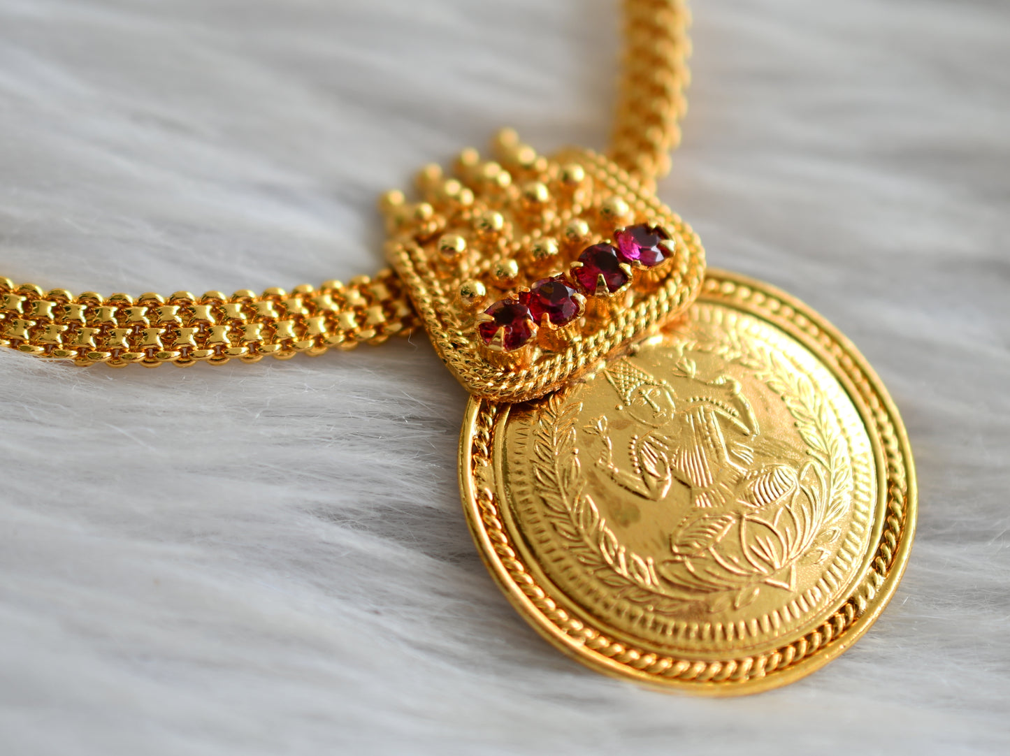 Gold look alike kerala style pink lakshmi round necklace dj-43604