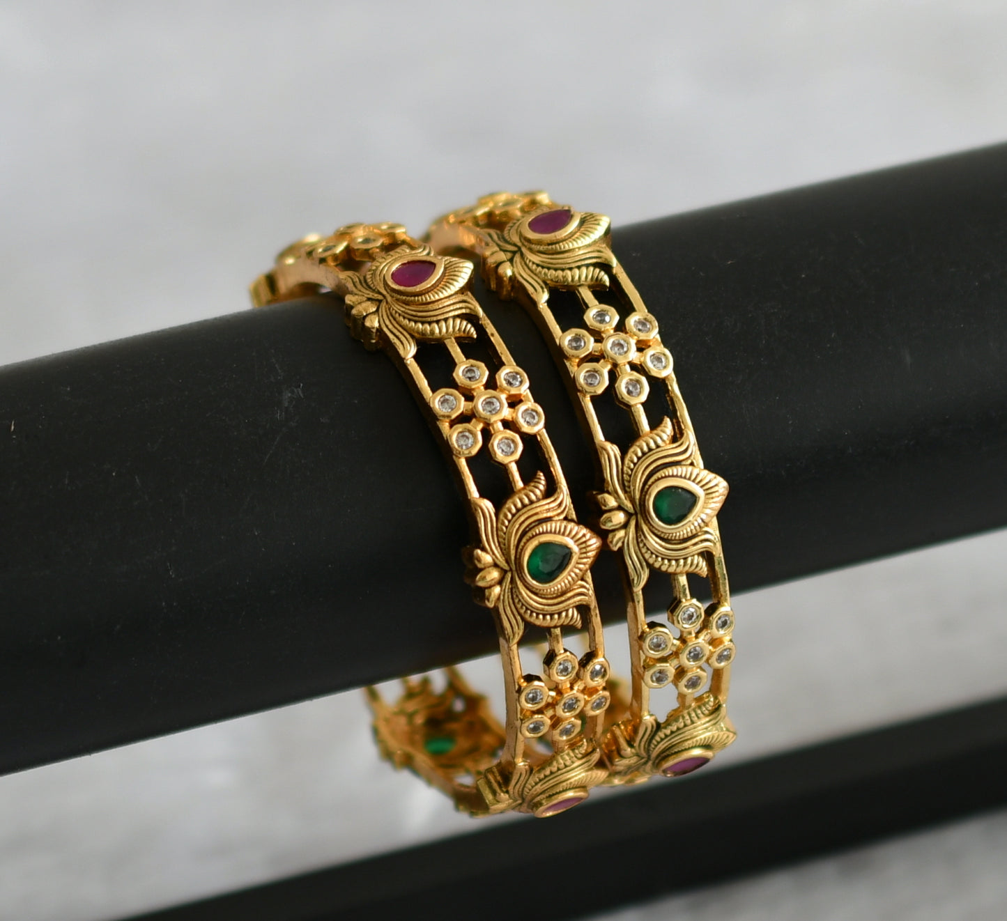 Antique gold tone ruby-green-white lotus bangles(2.8) dj-46913