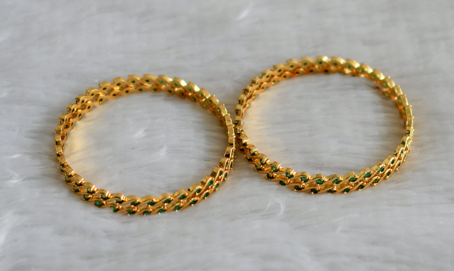 Gold tone emerald stone set of 4 bangles(2.4) dj-46903