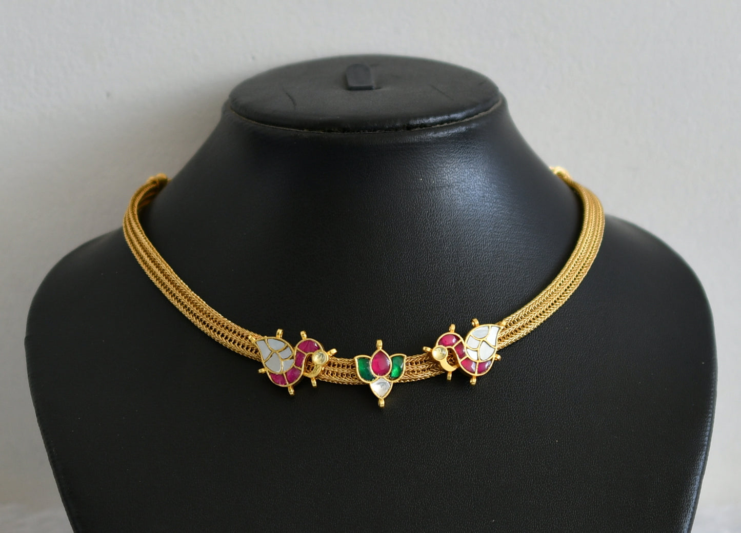 Matte finish pink-green-white kundan jadau lotus swan choker necklace dj-48723