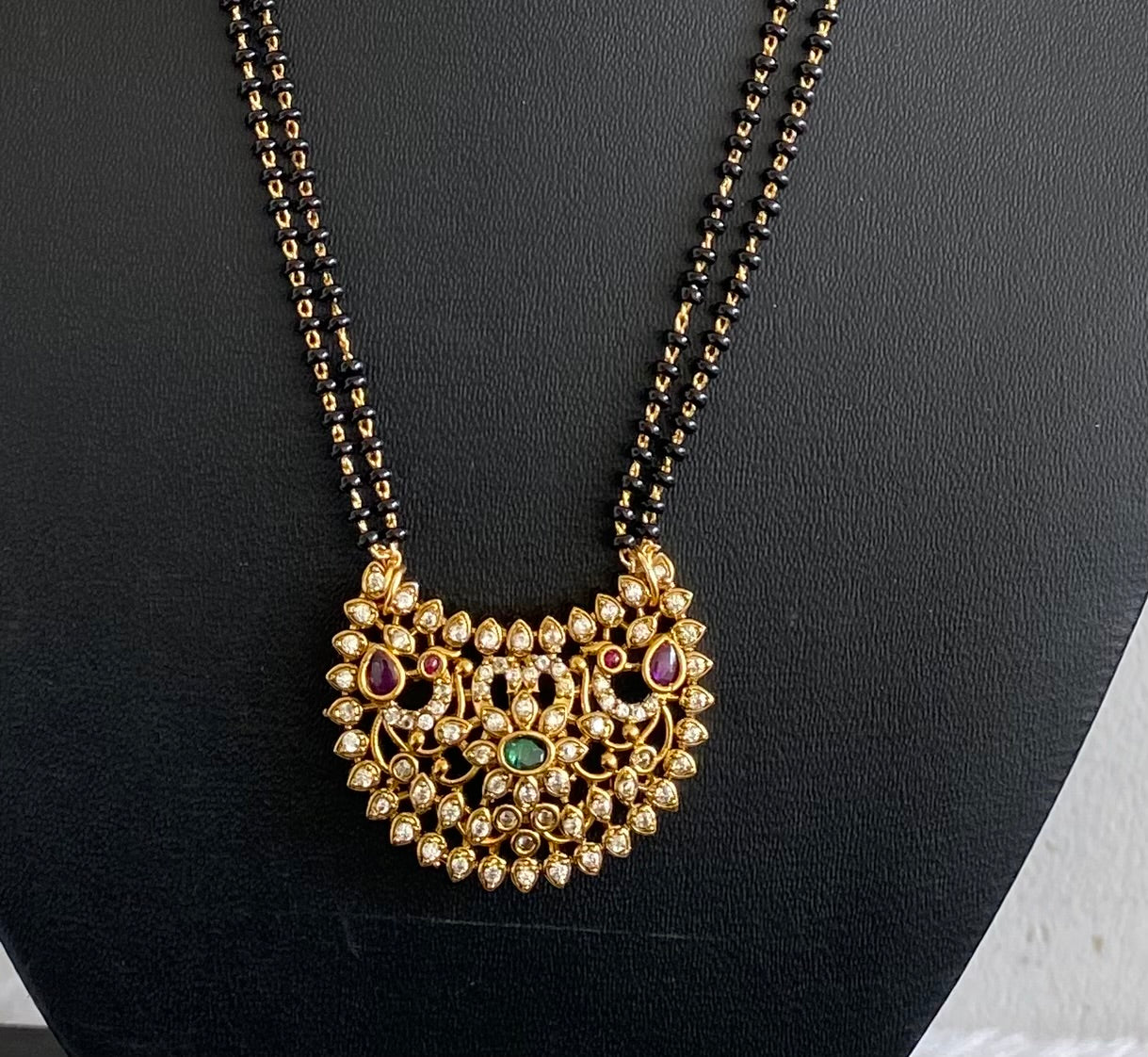 Gold tone 18 inches karimani chain with peacock moon pendant dj-53609