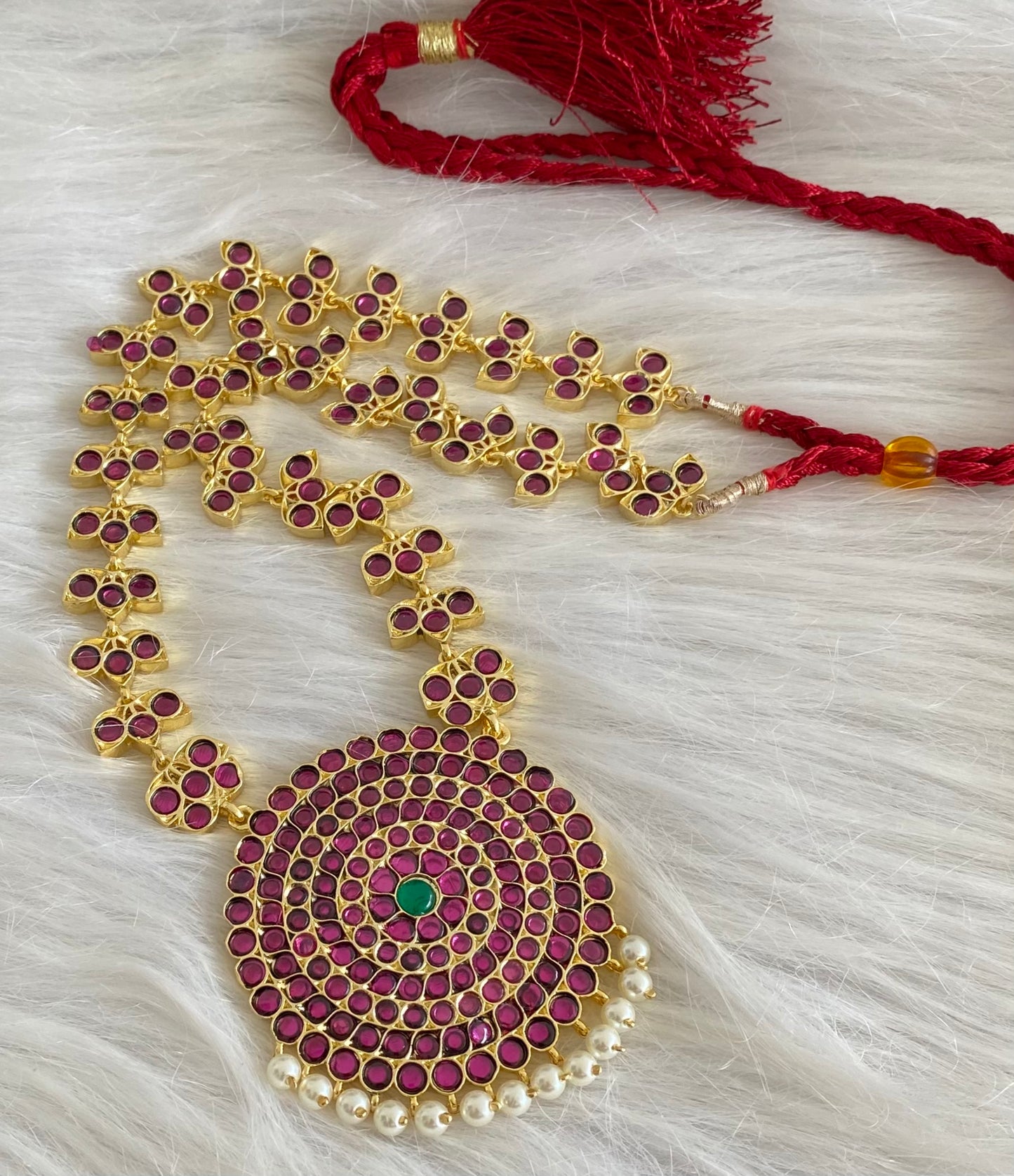 Gold tone precious kemp-green round pearl haar dj-53940