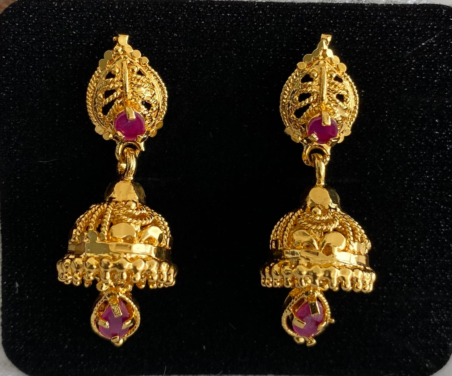 Gold tone pink stone screw back  jhumkka-dj52892
