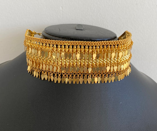Gold tone kerala style elakka thali choker dj-52750