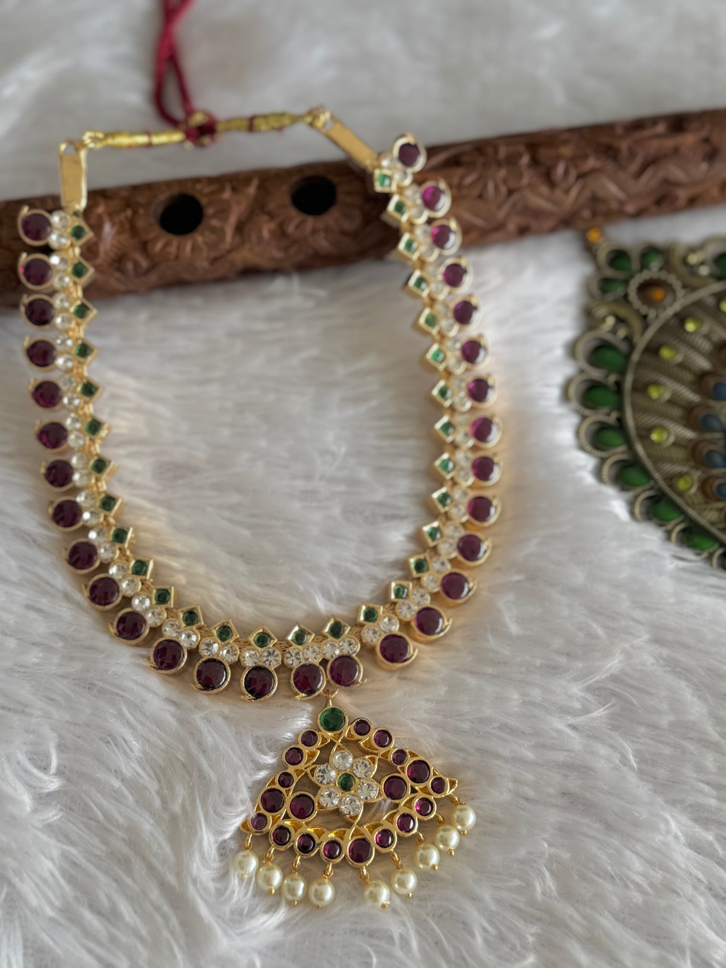 Gold tone precious kemp-green-white reversible mango necklace dj-51473