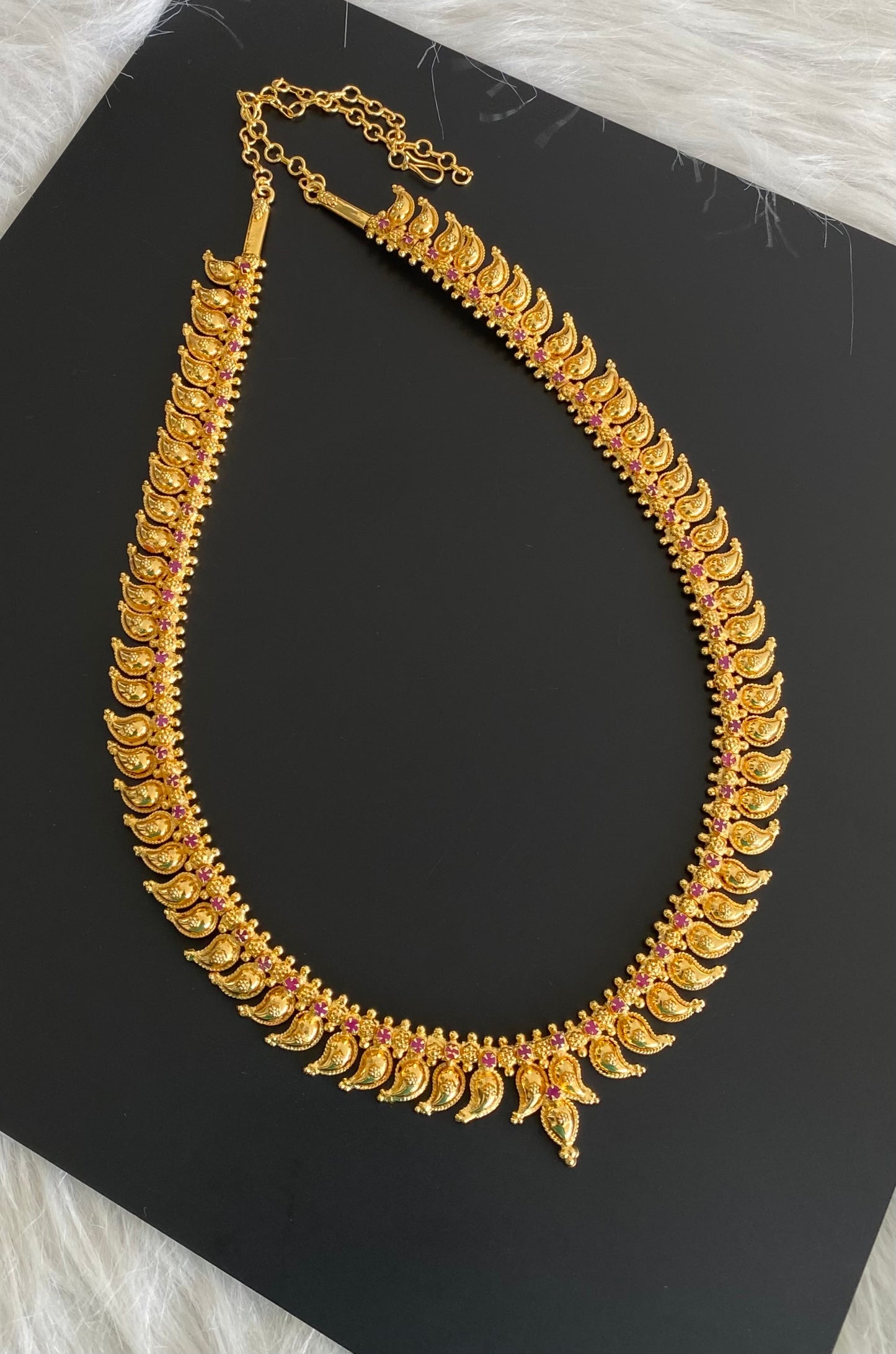 Gold tone pink stone mango haar dj-49386