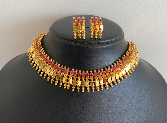 Gold tone ruby stone elakka thali choker necklace set dj-53111