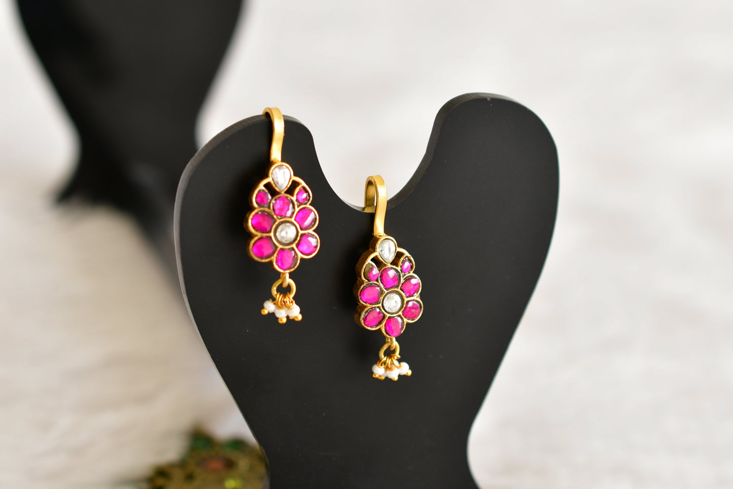 Gold tone pink-white kundan jadau flower bugadi earrings dj-52482