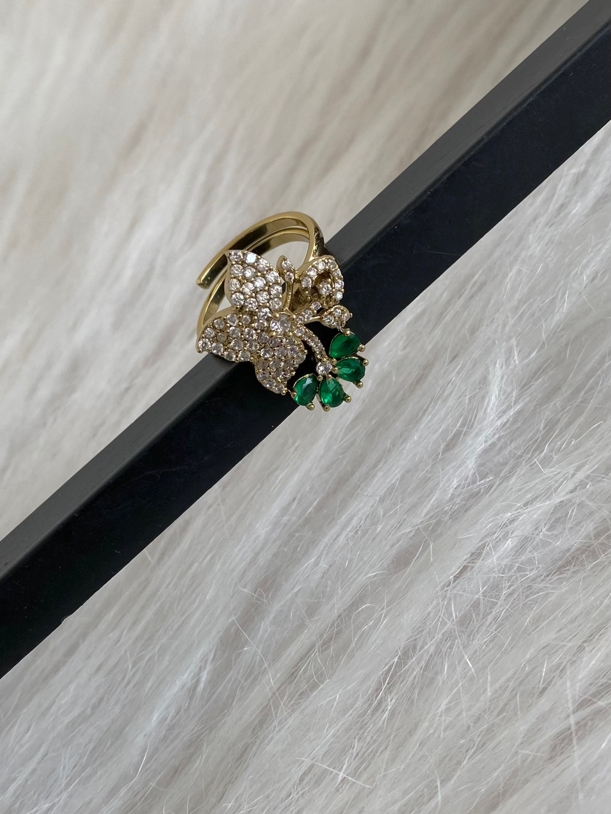 Antique gold tone cz white-green stone flower adjustable finger ring dj-55051