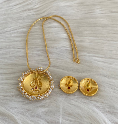 Antique gold tone 18 inches chain with peacock coral round pendant set dj-55113
