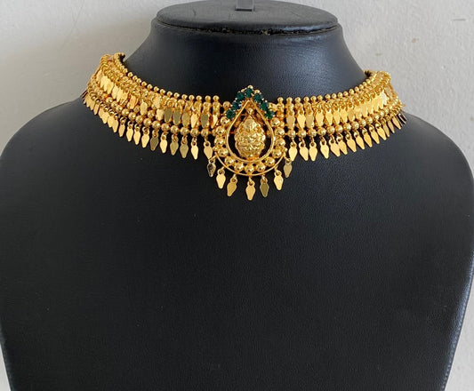 Gold tone kerala style elakka green stone lakshmi choker necklace dj-54545