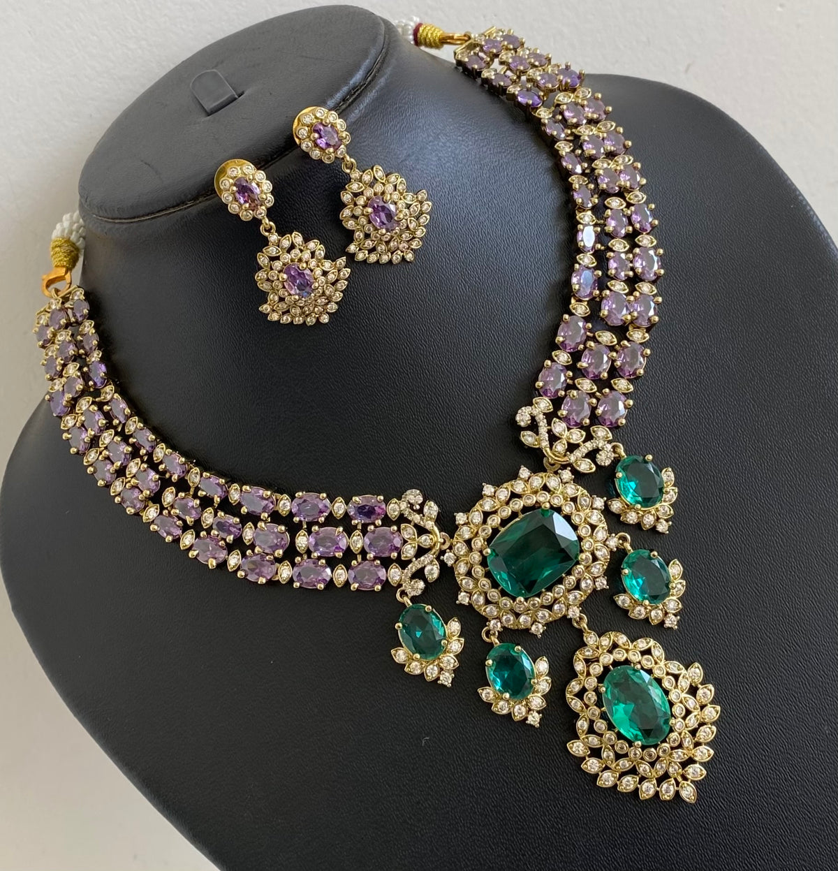 Antique gold tone cz white stone purple-green necklace set dj-54808