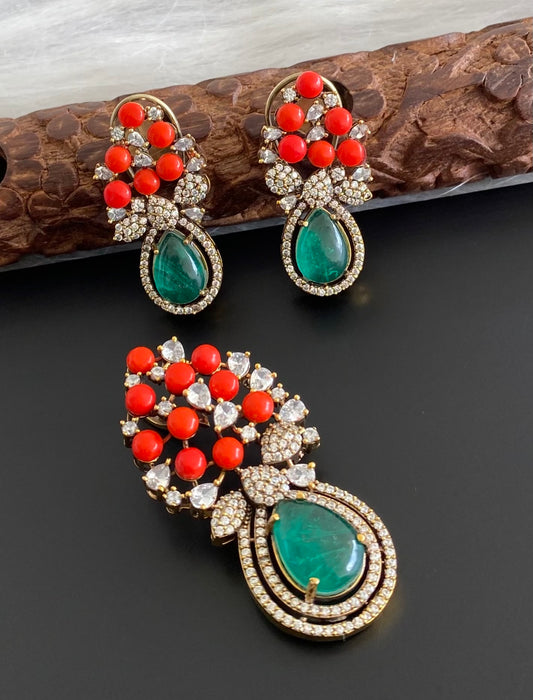 Antique gold tone coral-green-white pendant set dj-53979