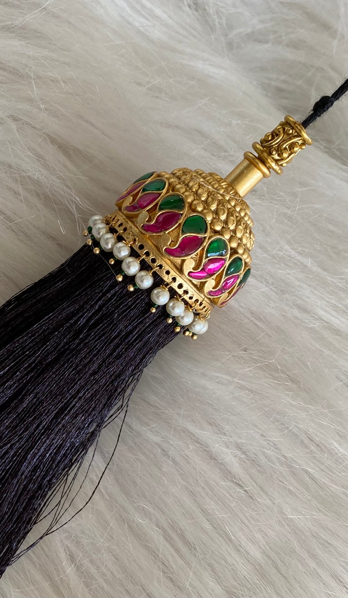 Matte finish kundan jadau pink-green stone mango pearl bridal kuppulu(Hair accessory) dj-55076