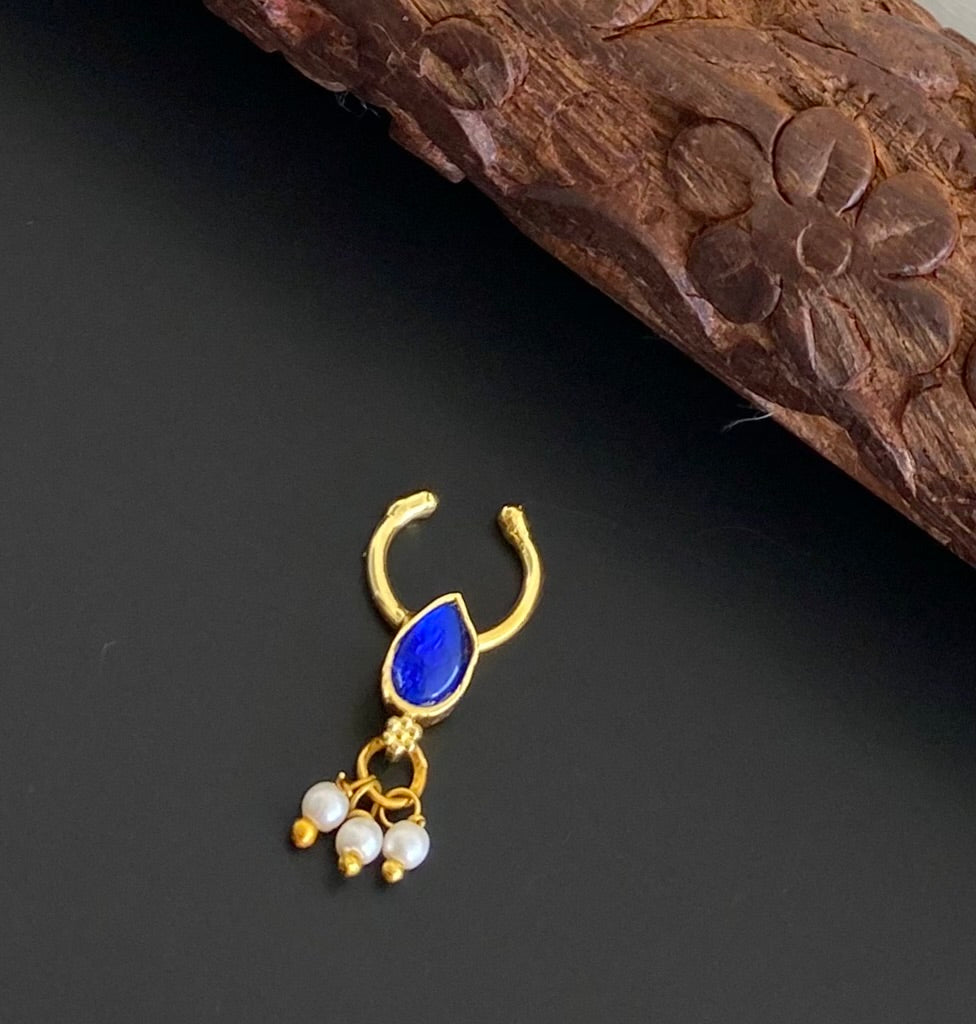 Gold tone blue stone pearl nose pin/bulakku dj-53809