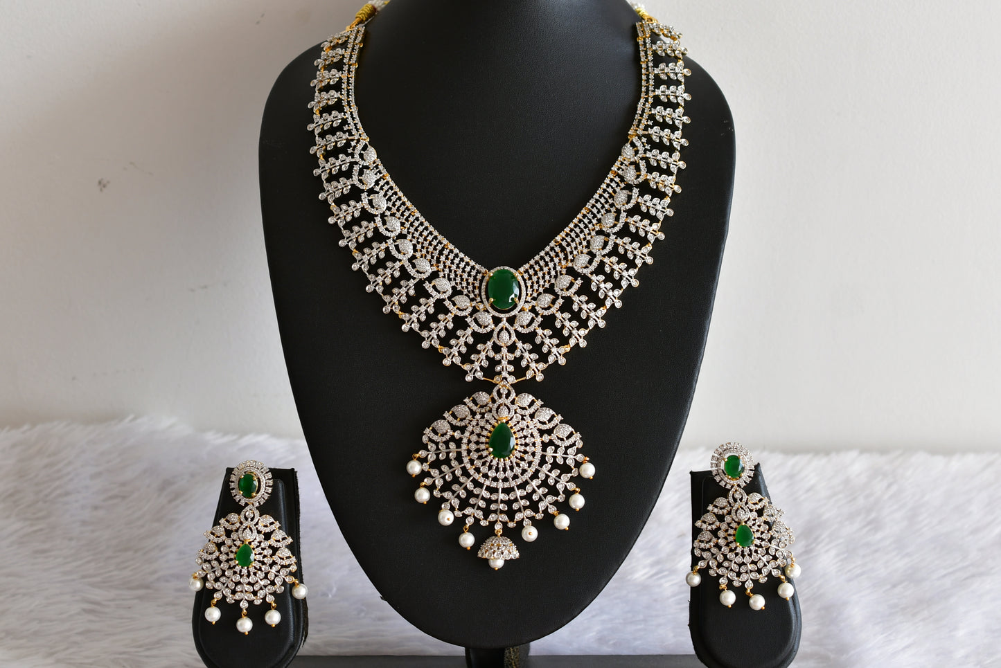 Two tone emerald-white bridal big necklace set dj-51981
