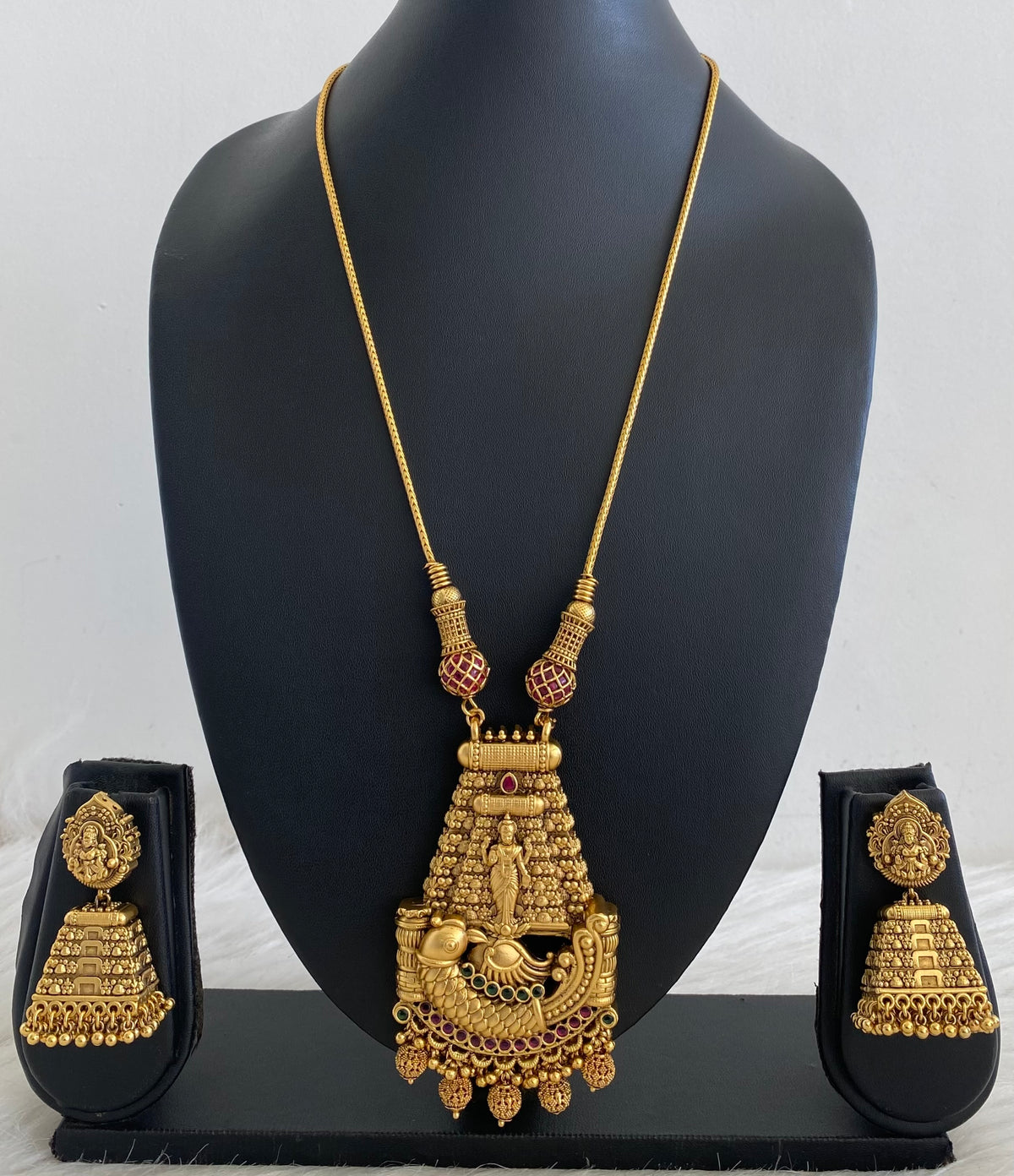 Antique gold tone beaded chain with ma meenakshi gopuram pendant set dj-55118