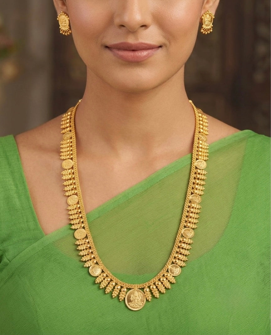 Gold tone lakshmi coin short haar set dj-54417