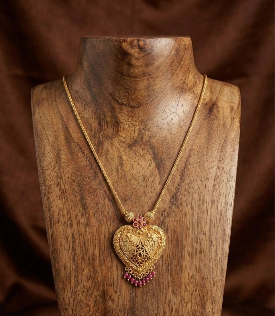 Gold tone pink-white stone heart kodi necklace dj-51688