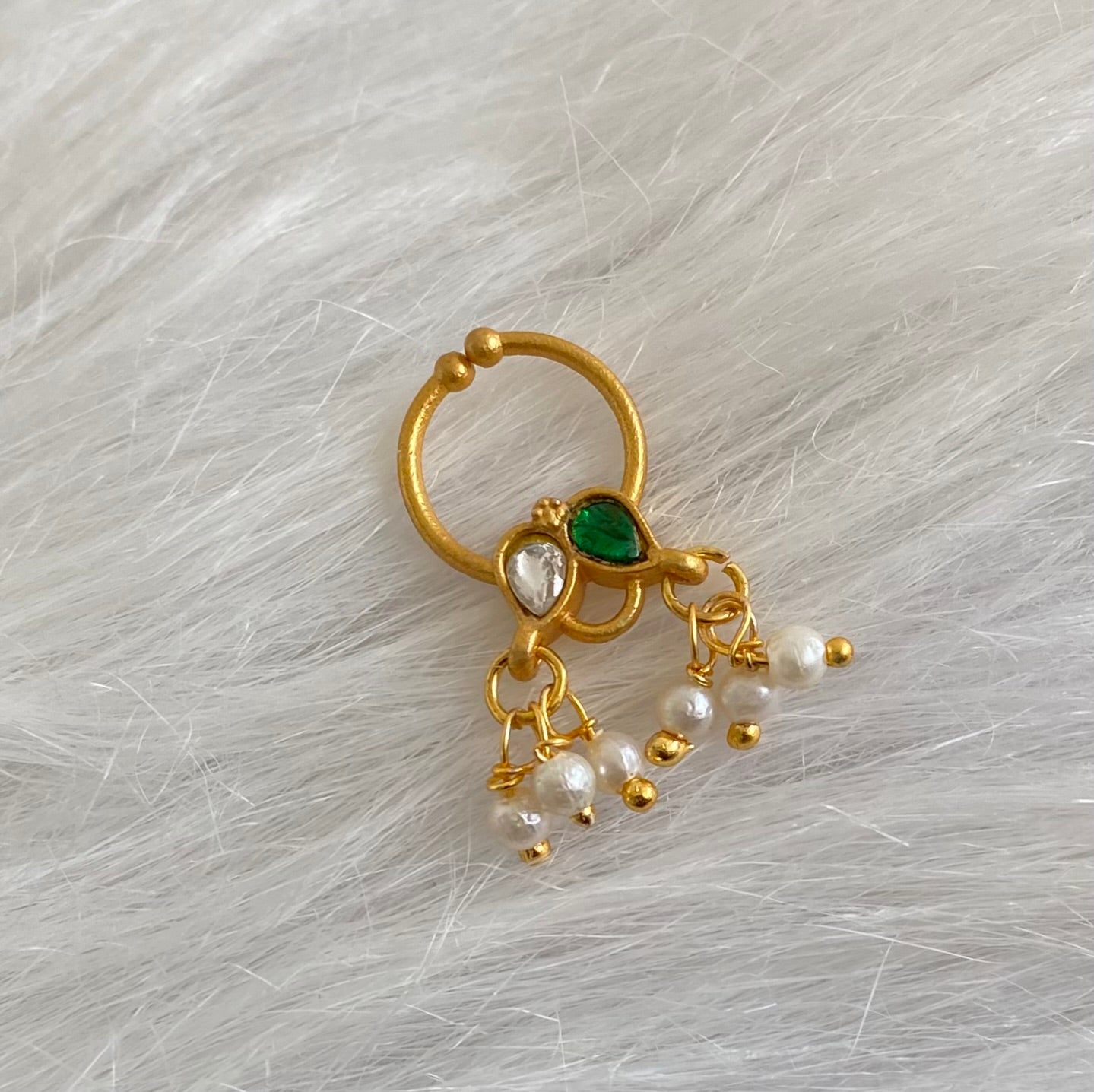 Gold tone kundan jadau green-white stone pearl nose pin/bulakku dj-53806