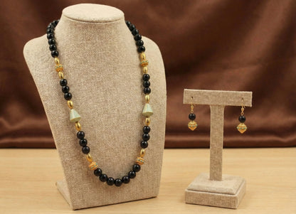 Gold tone black-turquoise beaded necklace set-dj04420