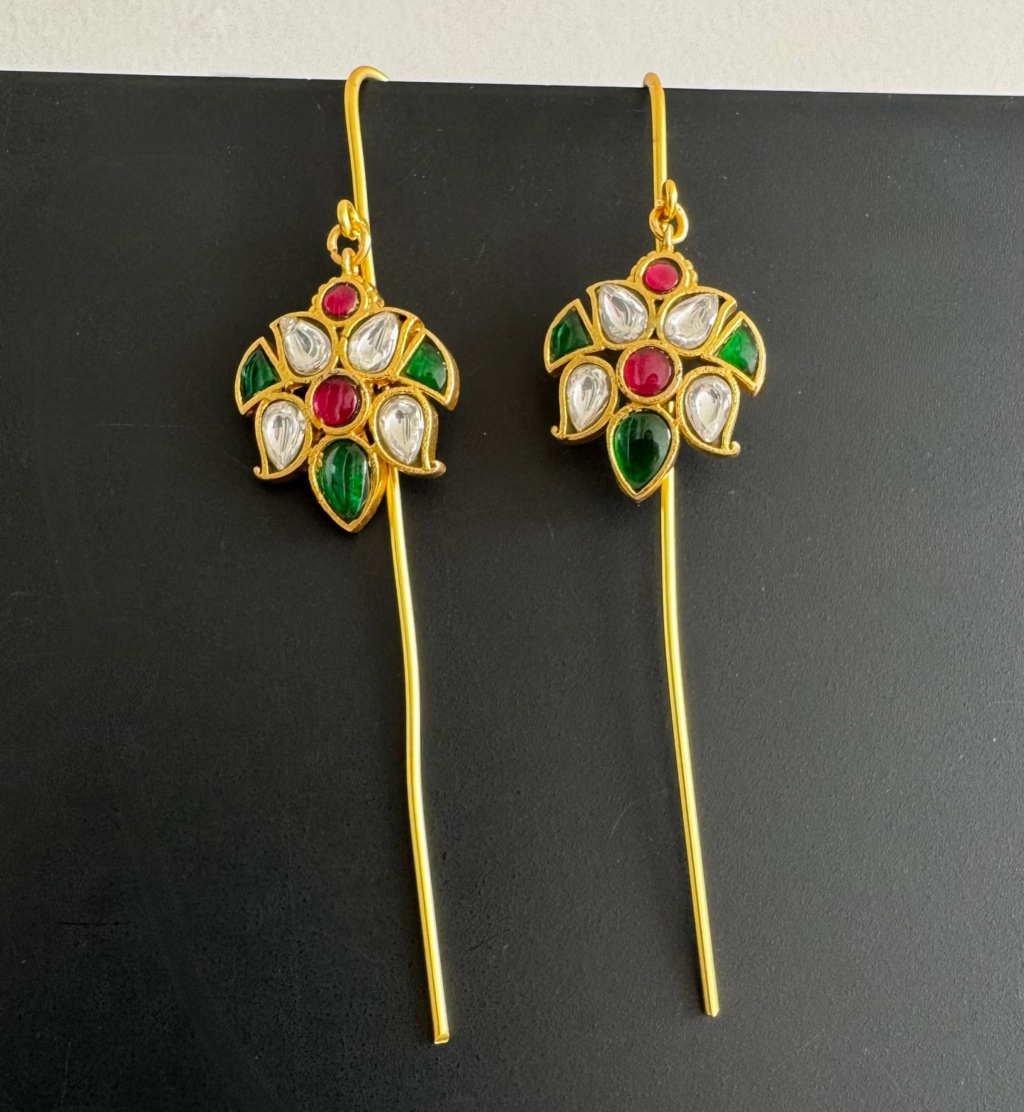 Gold tone pink-green kundan jadau flower bugadi earrings dj-51126