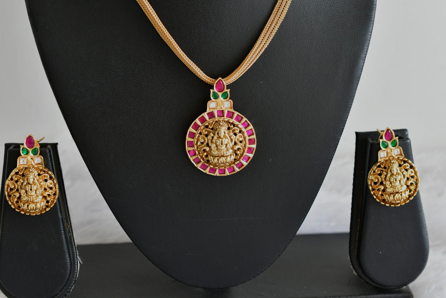 Matte finish pink-green jadau Lakshmi pendant necklace set dj-51821
