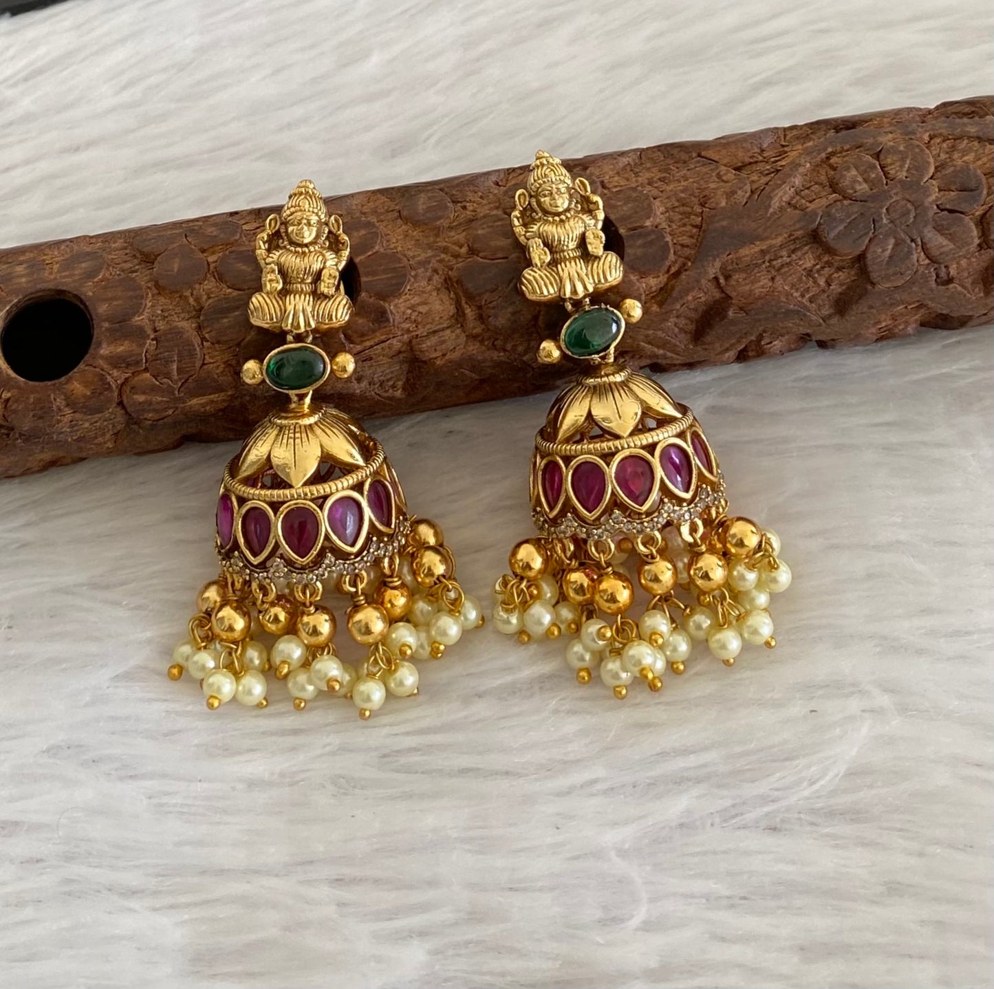 Antique gold tone kemp-green-white pearl lakshmi jhumkka dj-53592