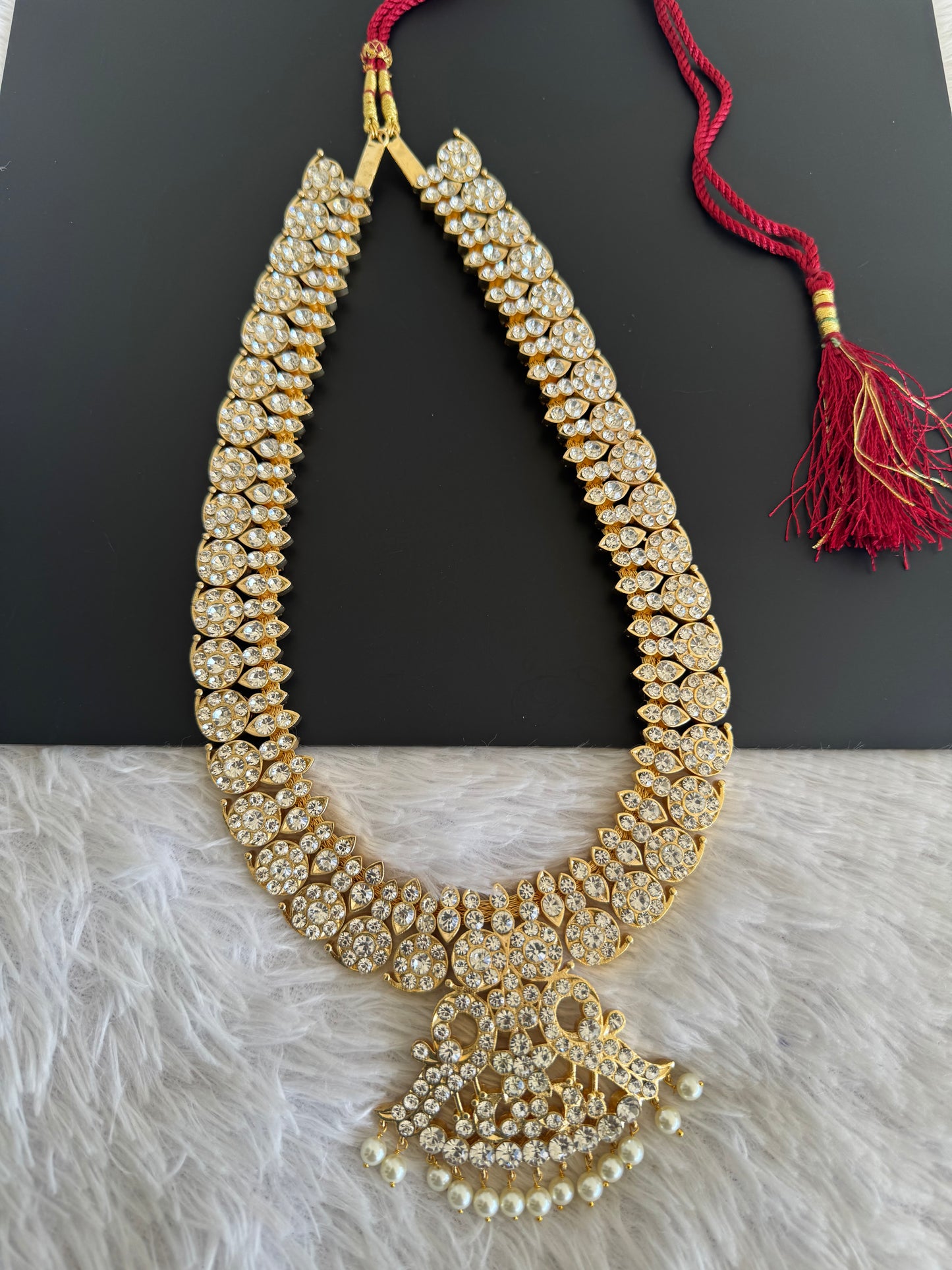 Gold tone AD white pearl peacock haar Dj-52528