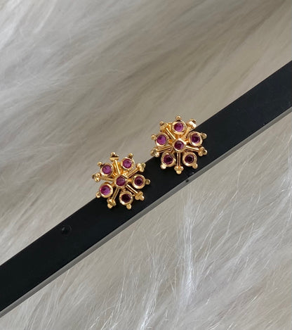 Gold tone rani pink stone flower stud/earrings dj-54901