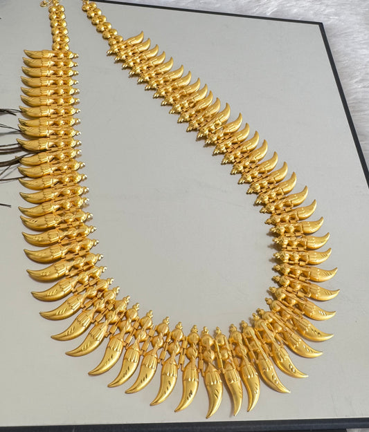 Matte gold finish kerala style big puli nagam haar dj-51634