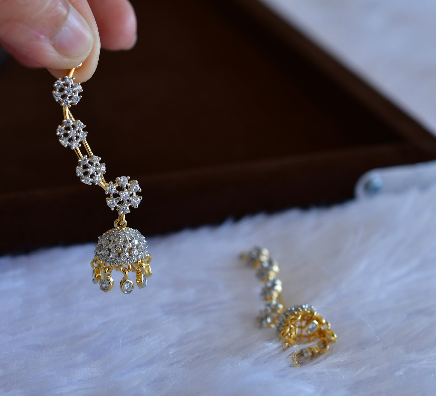 Two tone cz white slide-on flower jhumkka dj-52726