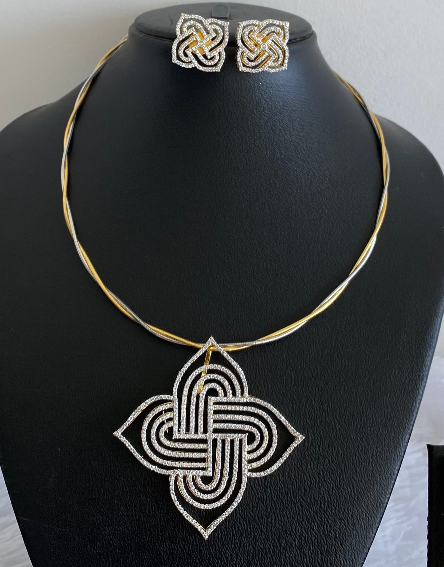 Two tone cz rangoli pendant set with kanti necklace dj-54005