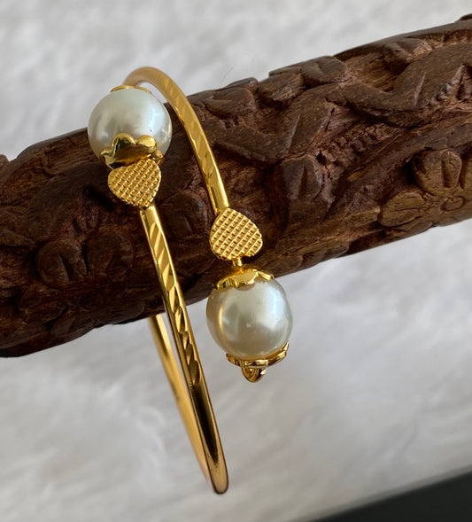 Gold tone pearl openable kada/bracelet(2.4) dj-53140
