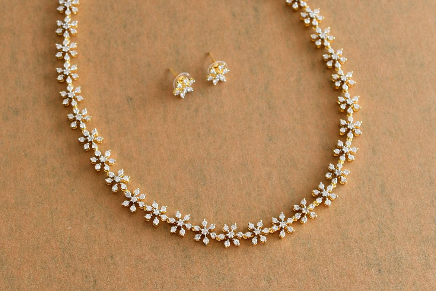 Two tone cz white flower haar set dj-51983